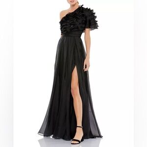 Mac Duggal style 26527